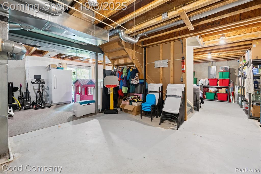 961 LOON Court, Fenton, MI 48430 — Photo 41
