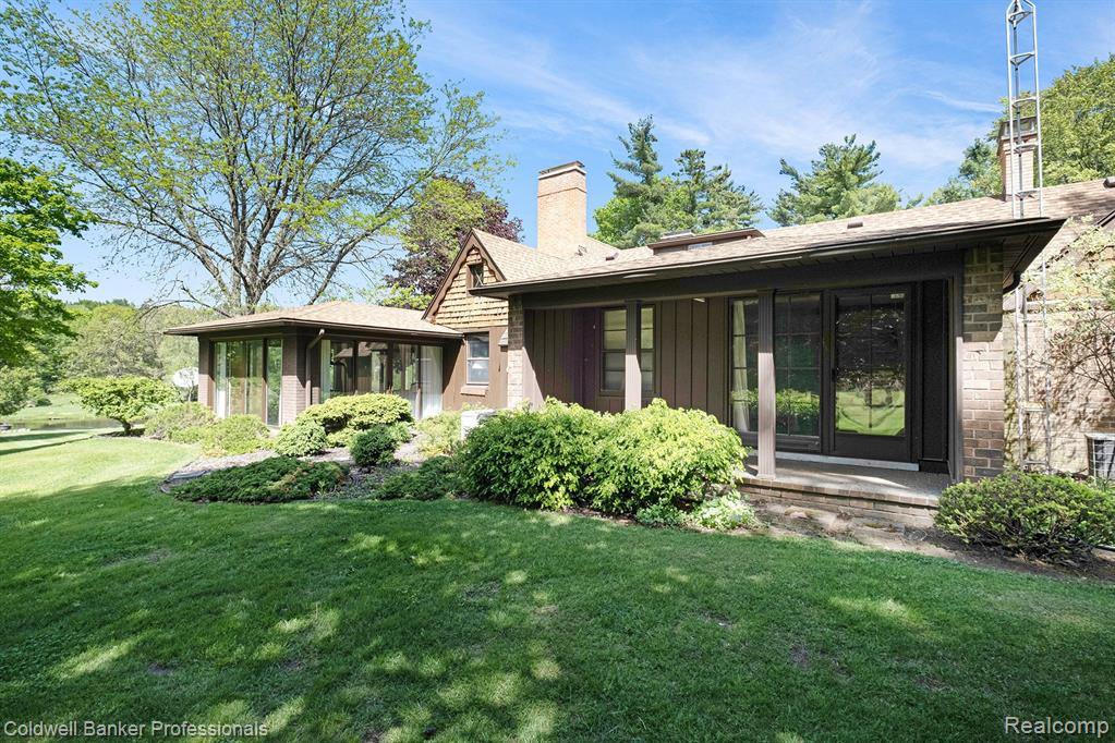 2103 E NEWARK Road, Lapeer, MI 48446 — Photo 57