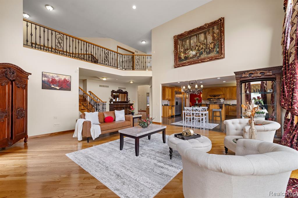 49332 GOLDEN LAKE Drive, Shelby Twp, MI 48315 — Photo 18