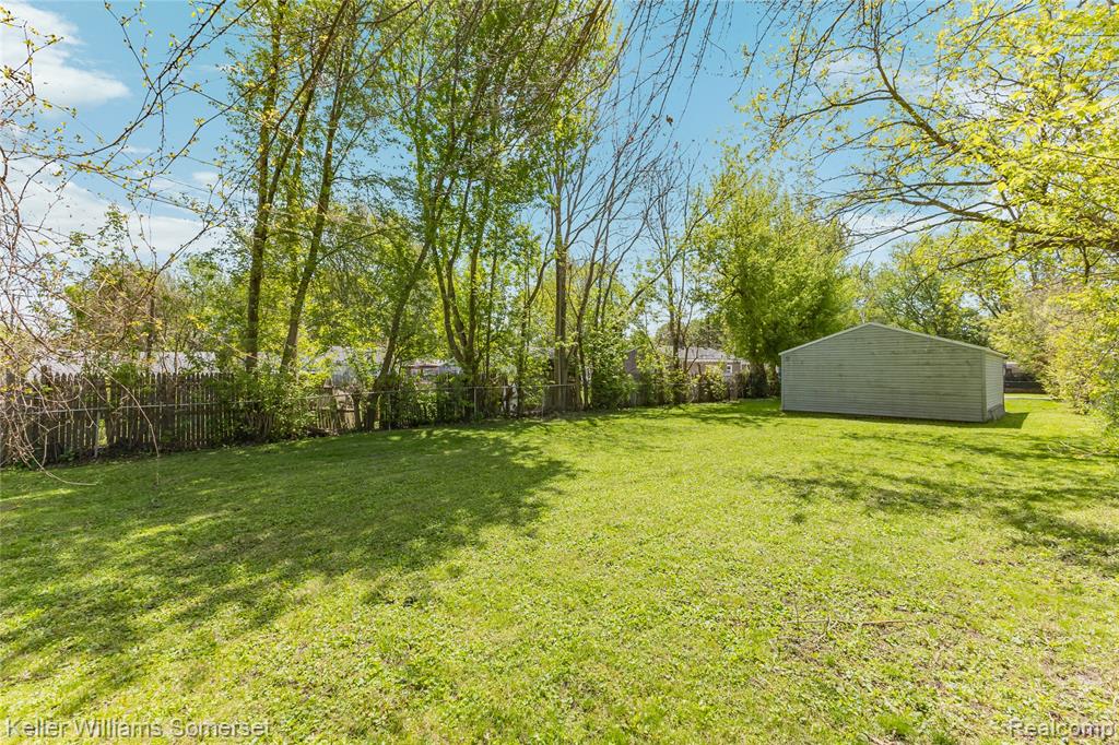 591 Clara Avenue, Pontiac, MI 48340 — Photo 42