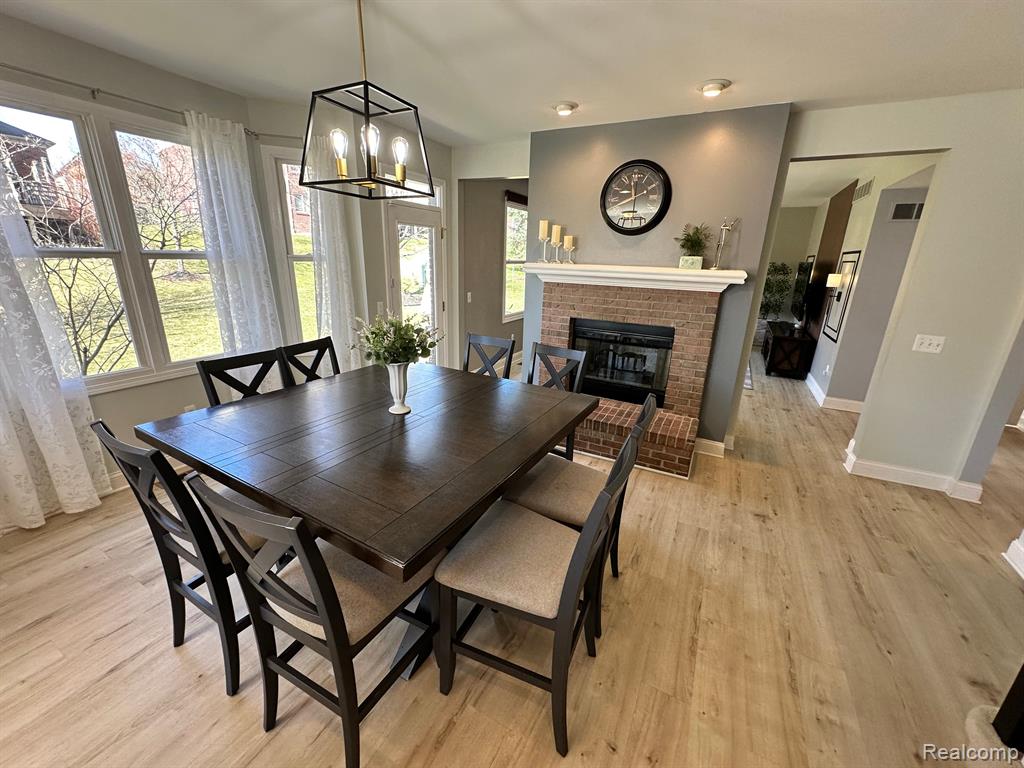 16983 COURVILLE Drive, Northville, MI 48168 — Photo 31