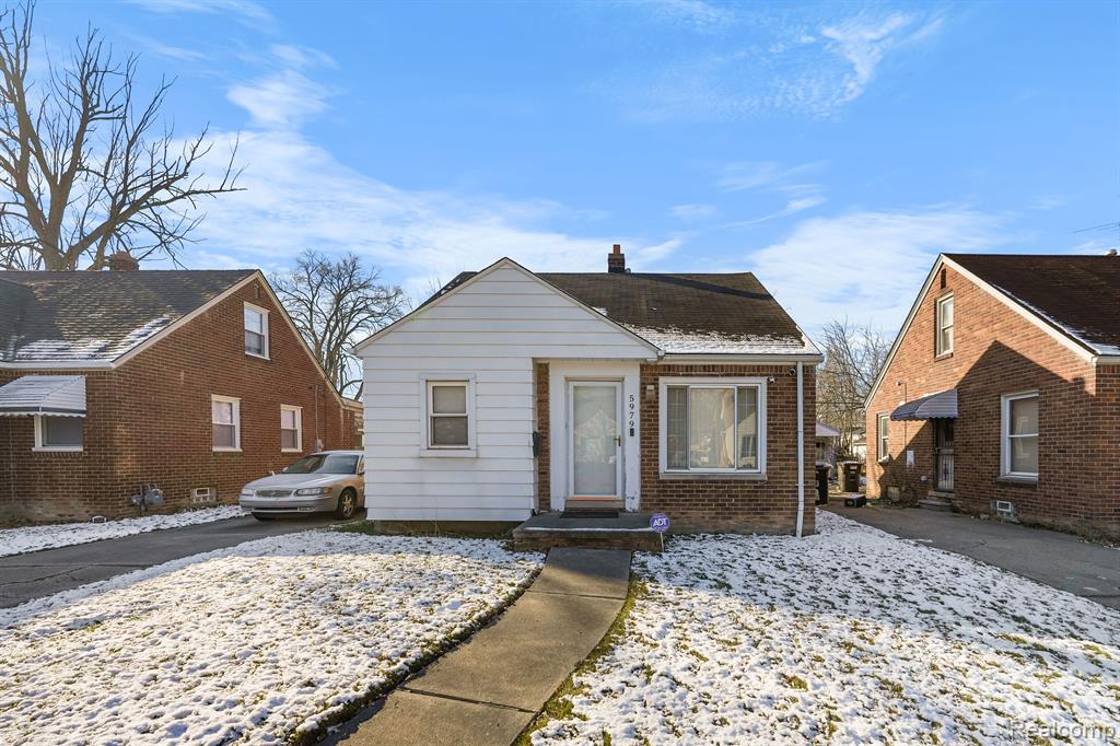 5979 LODEWYCK Street, Detroit, MI 48224 — front exterior