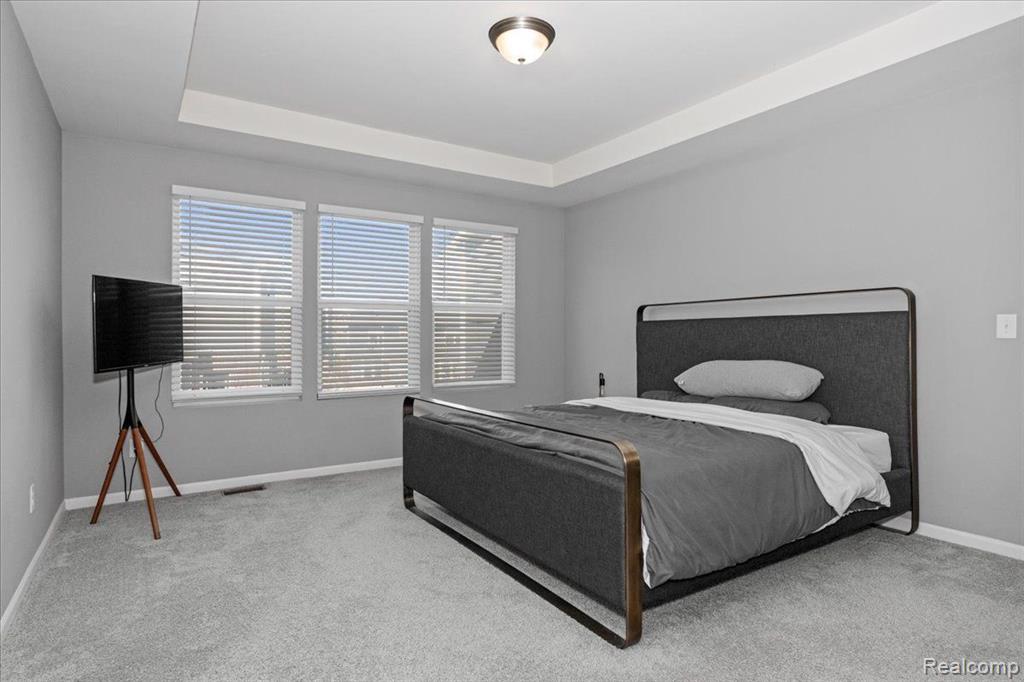 43646 CHANCELLOR Lane, Novi, MI — Photo 14