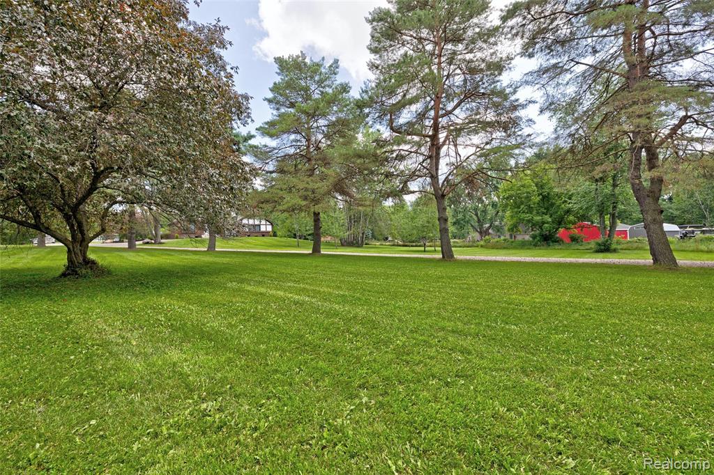 9580 Buckhorn Lake Road, Holly, MI 48442 — Photo 72
