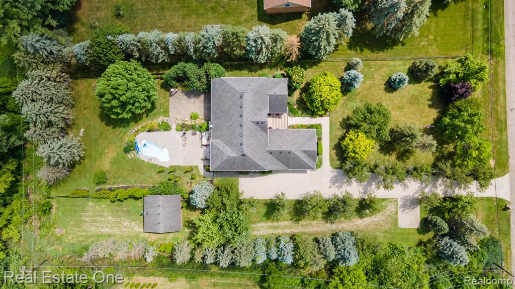 6120 EVANSWOOD Road, Troy, MI, 48085