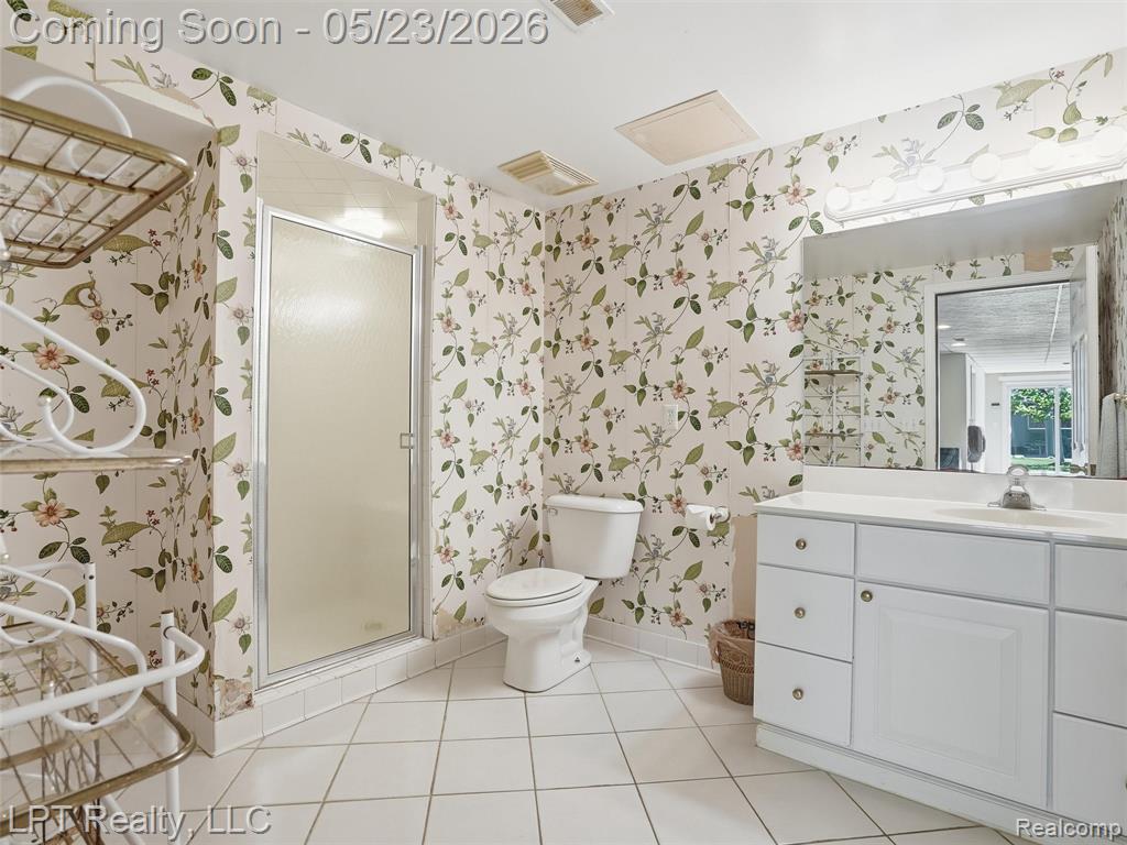 860 Troon, Highland, MI — Photo 18