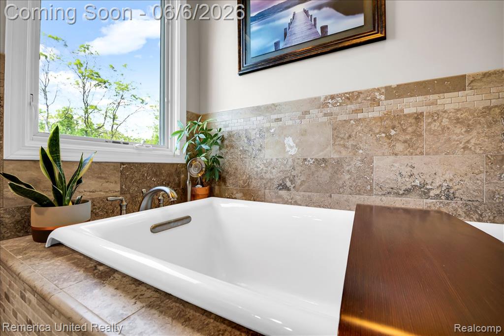 6503 MOUNTVIEW, Brighton, MI 48116 — Photo 42