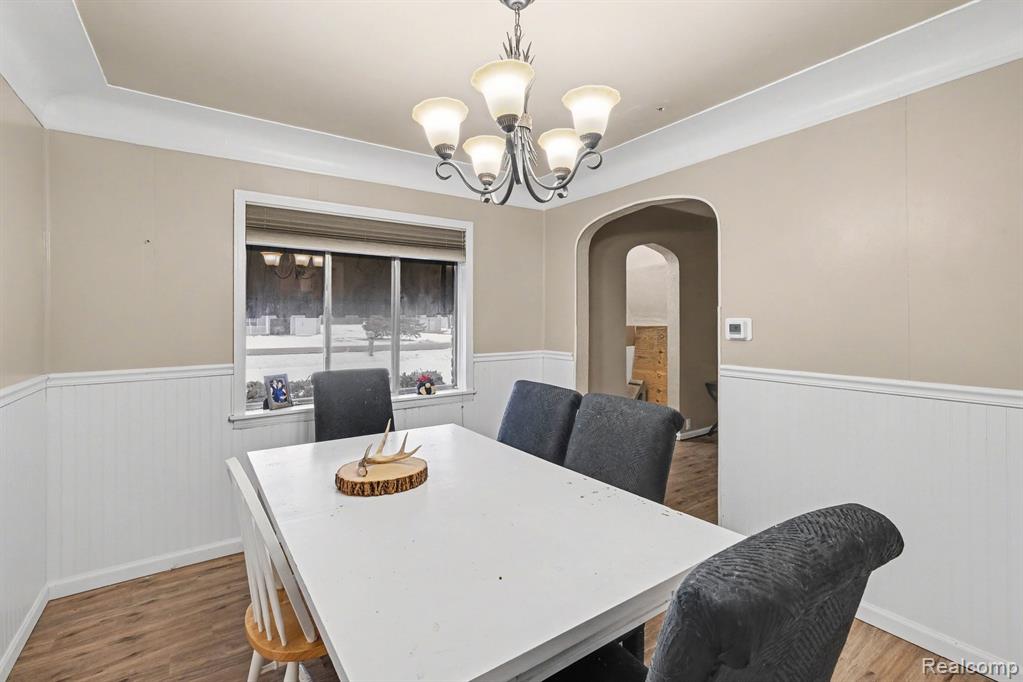 6272 W Court Street, Flint, MI 48532 — Photo 12
