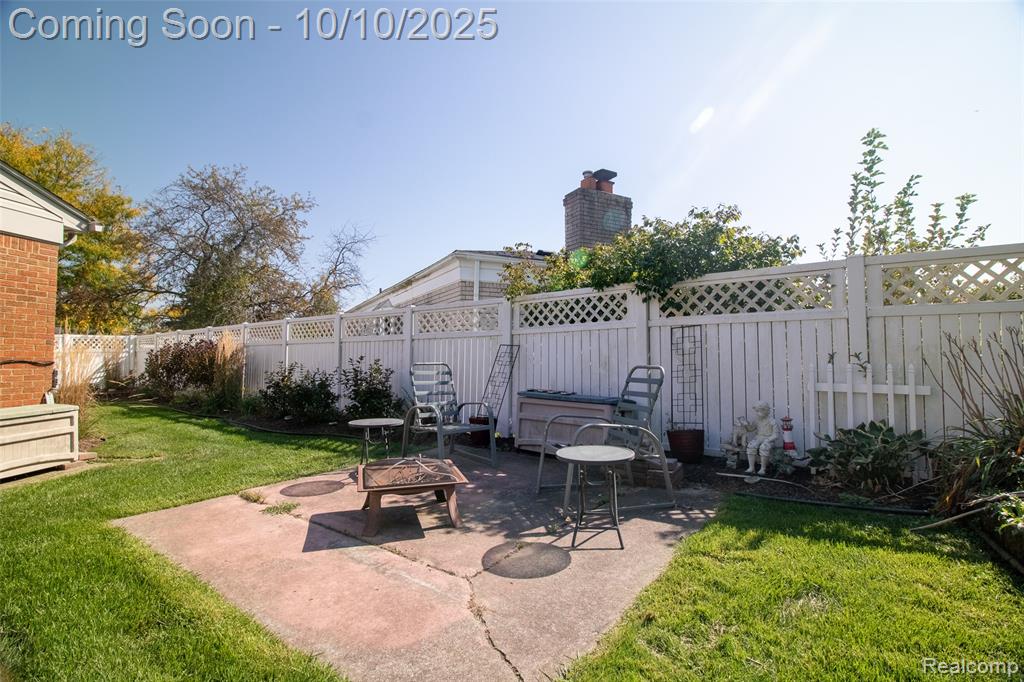 22321 N Fairway Drive, Woodhaven, MI 48183 — Photo 52