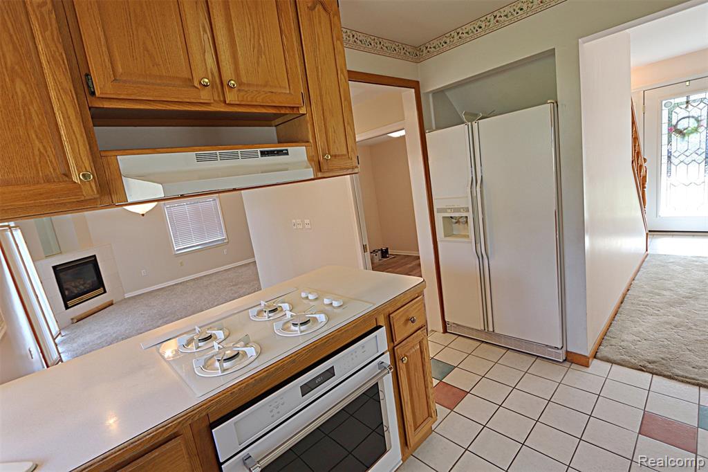 6964 Norborne Avenue, Dearborn Heights, MI 48127 — Photo 22