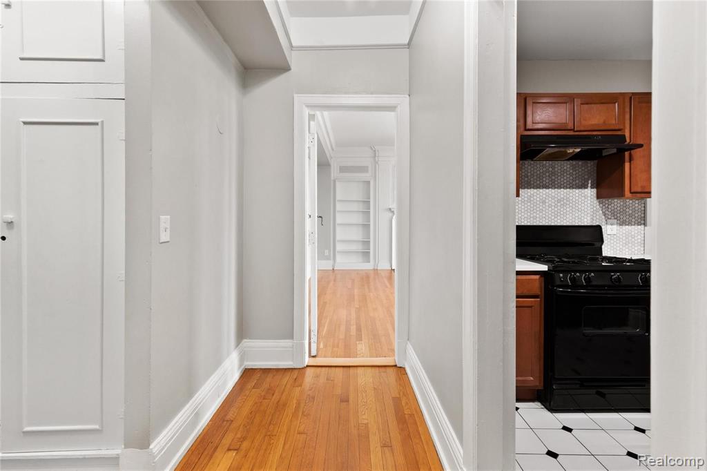 2900 E Jefferson #A602 Avenue, A602, Detroit, MI 48207 — Photo 11
