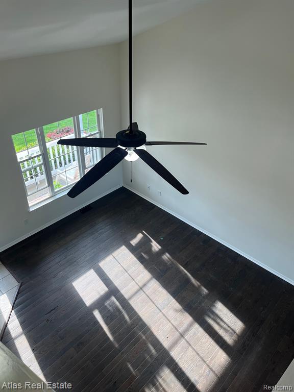7479 CEDAR, Goodrich Vlg, MI — Photo 29