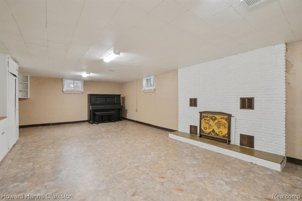 5506 Cruse Avenue, Waterford, MI 48327 — Photo 26
