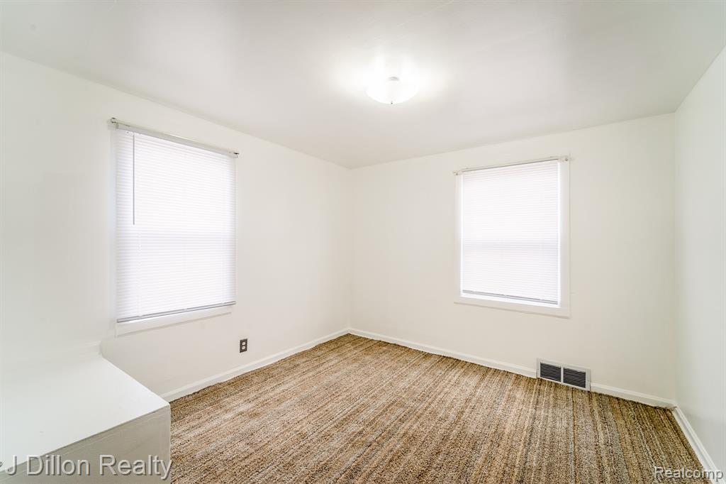 99 Chestnut Street, River Rouge, MI 48218 — Photo 30