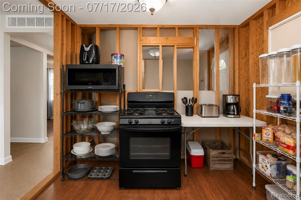 6871 Troy Street, Taylor, MI 48180 — Photo 15