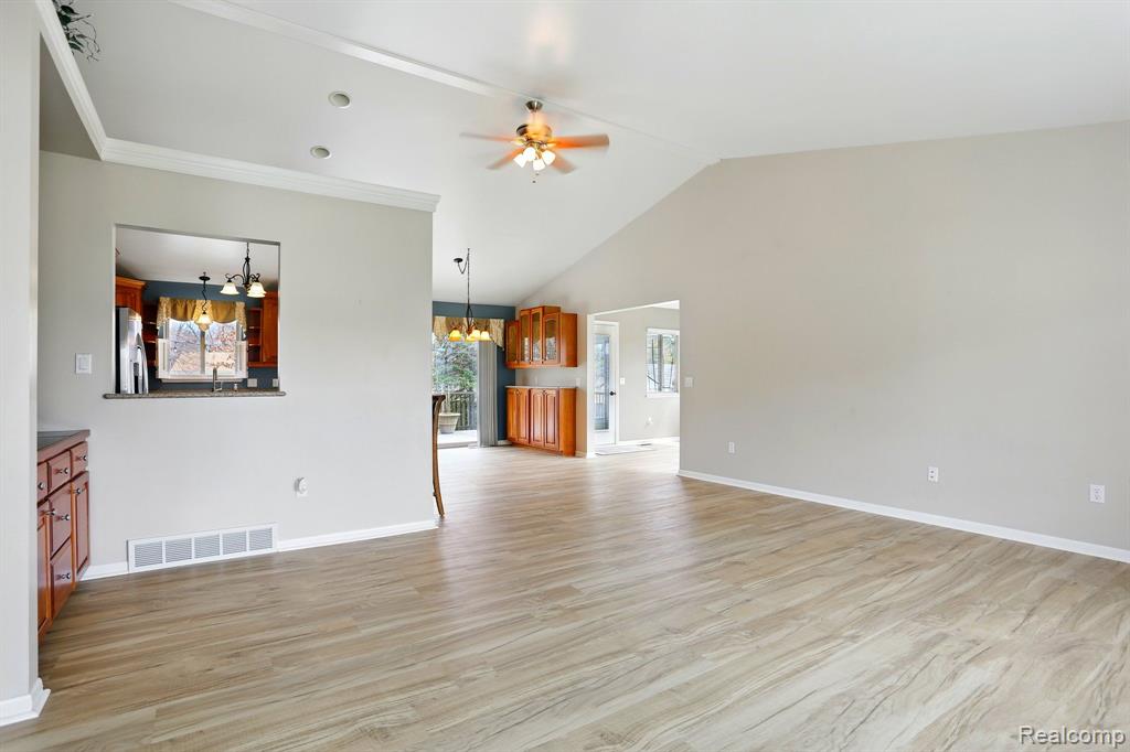 6470 Stonehearth Pass, Grand Blanc, MI 48439 — Photo 5
