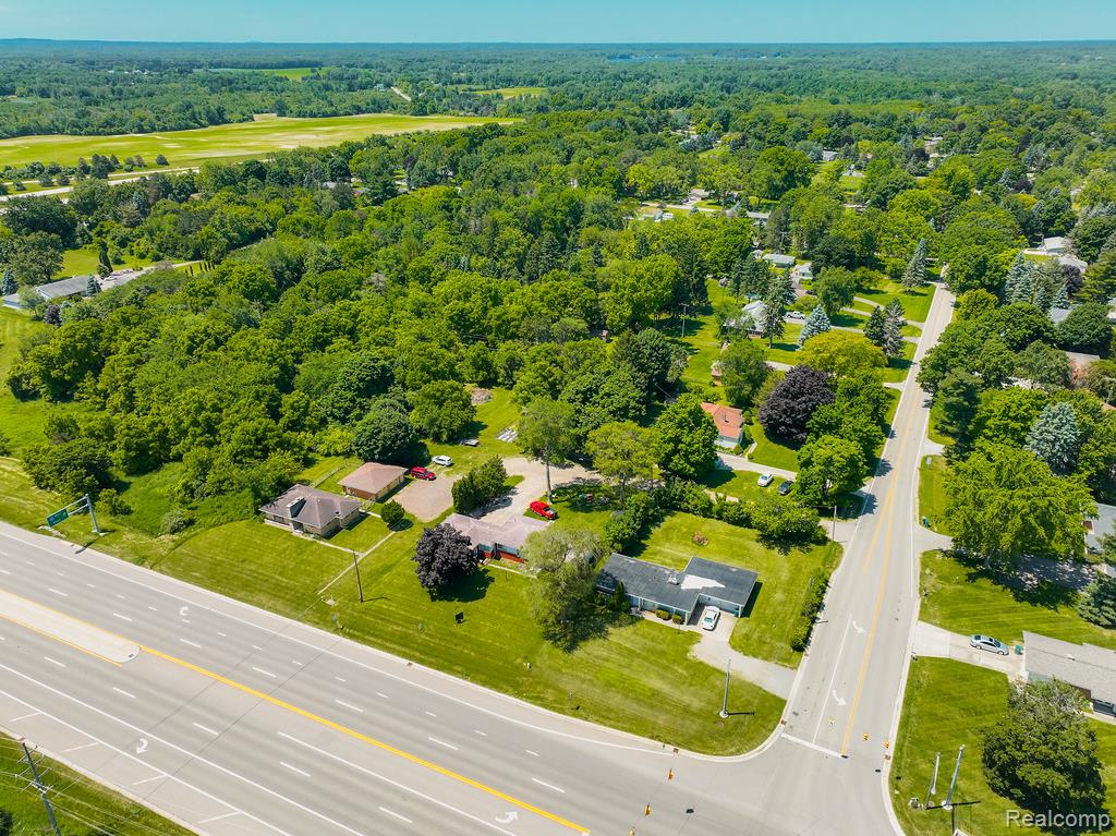 1208 S LAPEER Road, Lapeer, MI 48446 — Photo 4