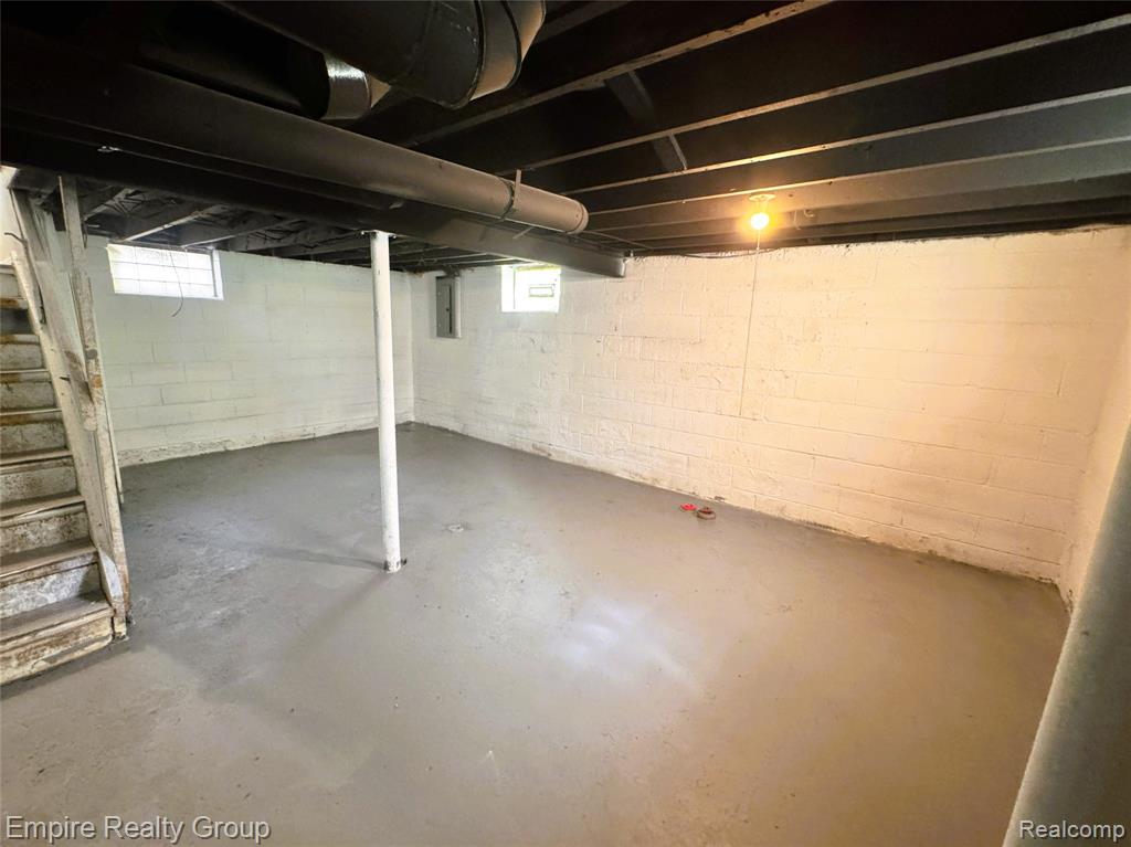 9646 Ward Street, Detroit, MI 48227 — Photo 30