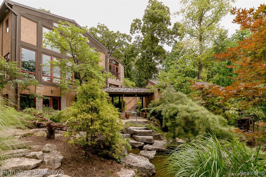 7357 LINDENMERE Drive, Bloomfield Hills, MI 48301 — Photo 4