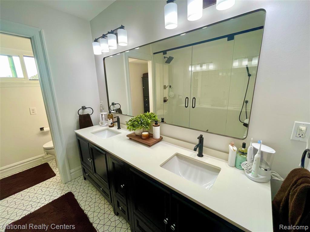 48104 COLONY FARM CIR, Plymouth, MI 48170 — Photo 53