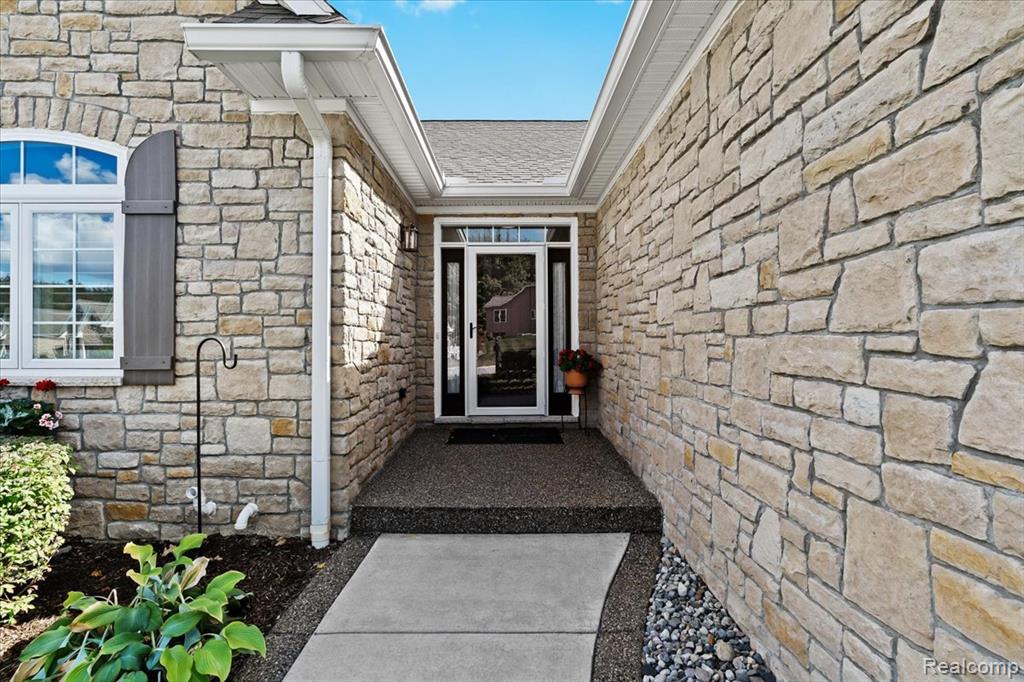 68 Fox Hollow Drive, Metamora, MI 48455 — Photo 3
