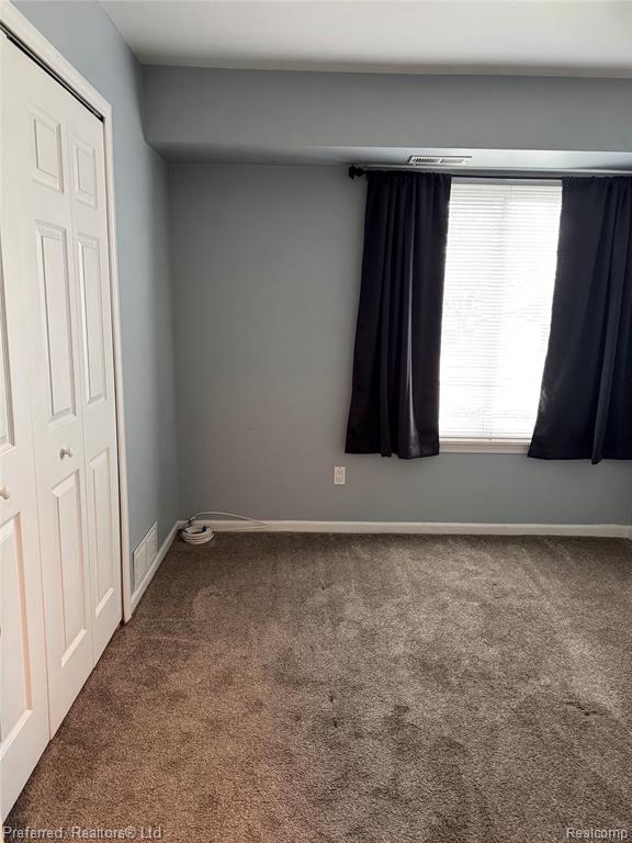 706 Sunset Lane, 63, Saint Clair Shores, MI 48082 — Photo 10