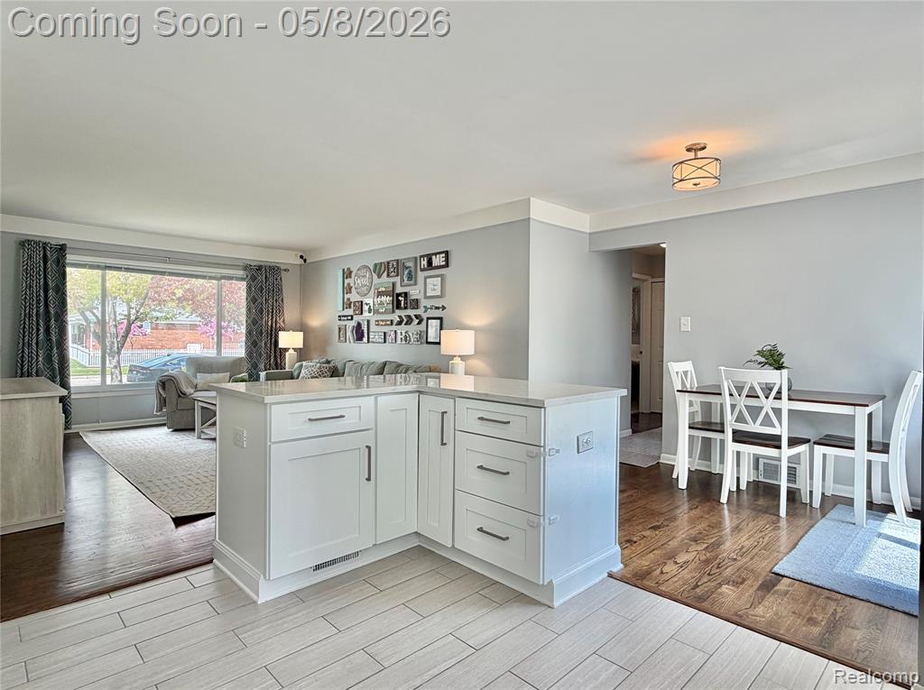 1274 Fontaine Avenue, Madison Heights, MI 48071 — Photo 10