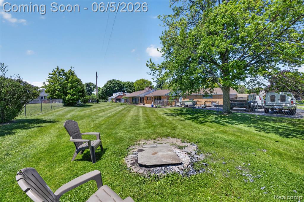 7174 Meadowvue Drive, Grand Blanc, MI 48439 — Photo 54