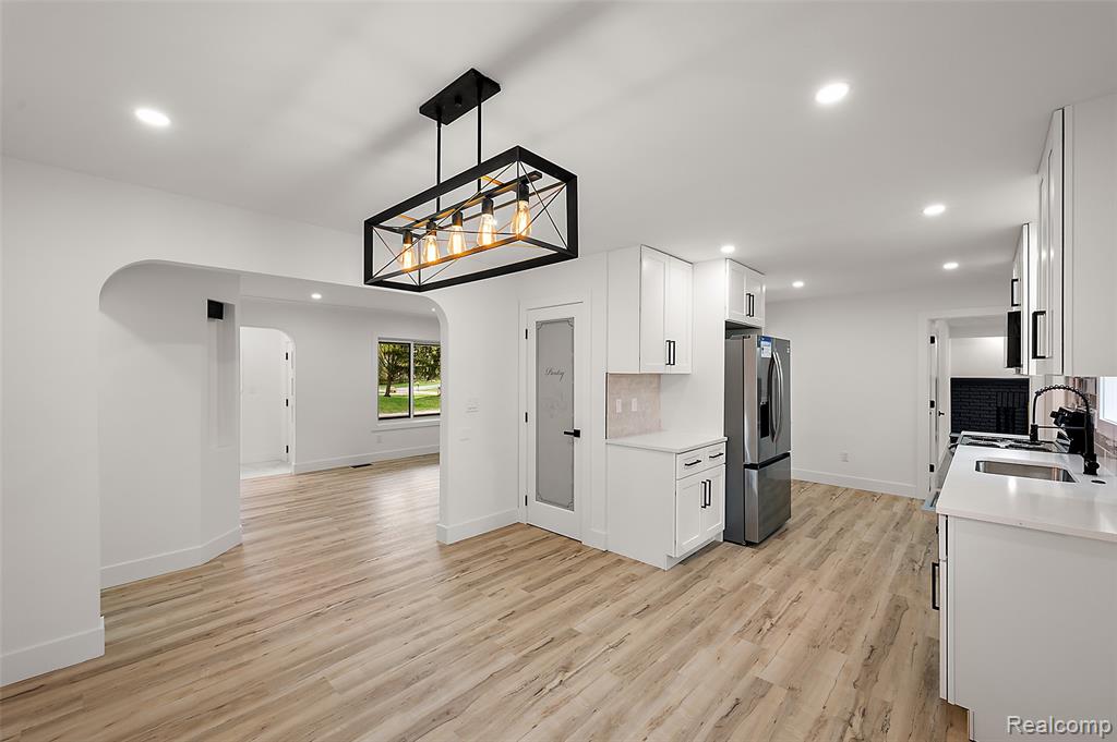 6141 Paramus, Clarkston, MI — Photo 11