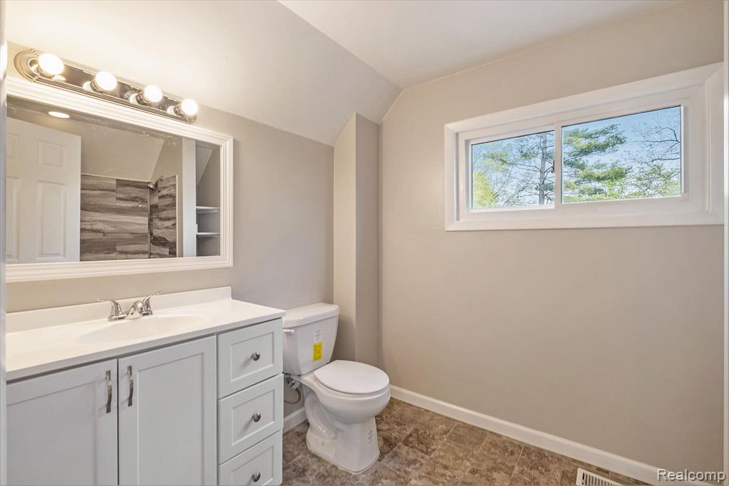 417 S STATE Road, Davison, MI 48423 — Photo 18