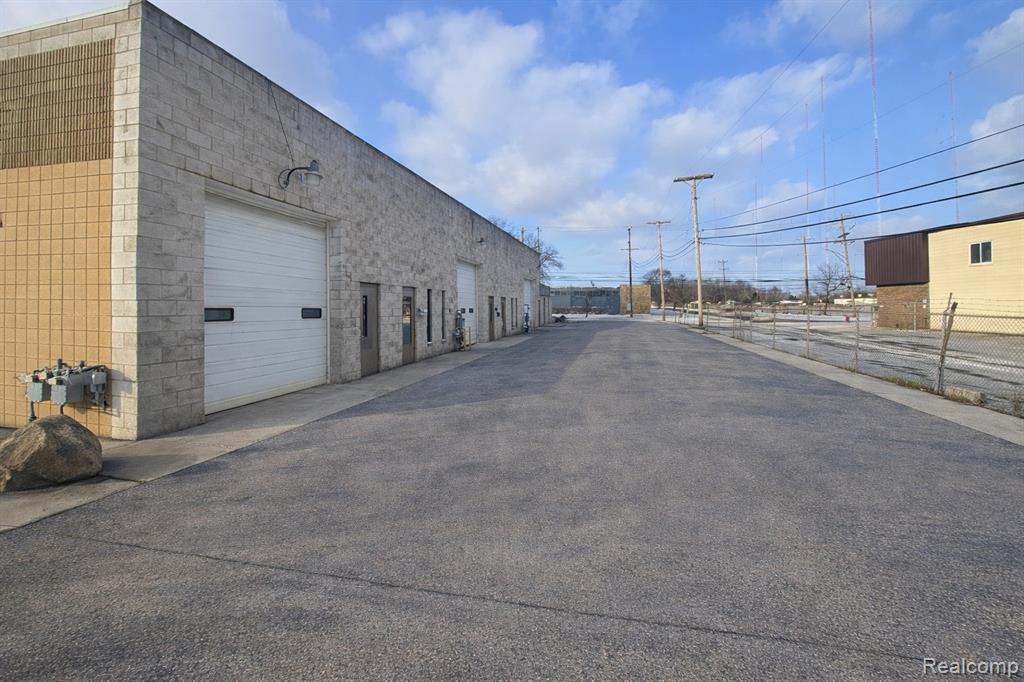 5848 Hubbard Street, Garden City, MI — Photo 4