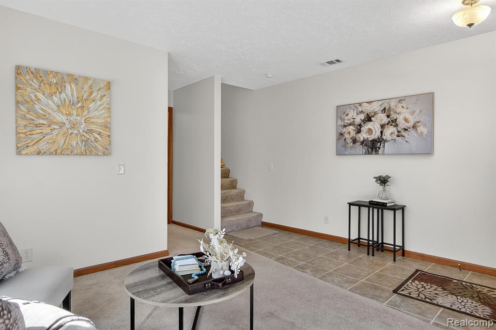 3453 Rhea Road, Ann Arbor, MI 48103 — Photo 7