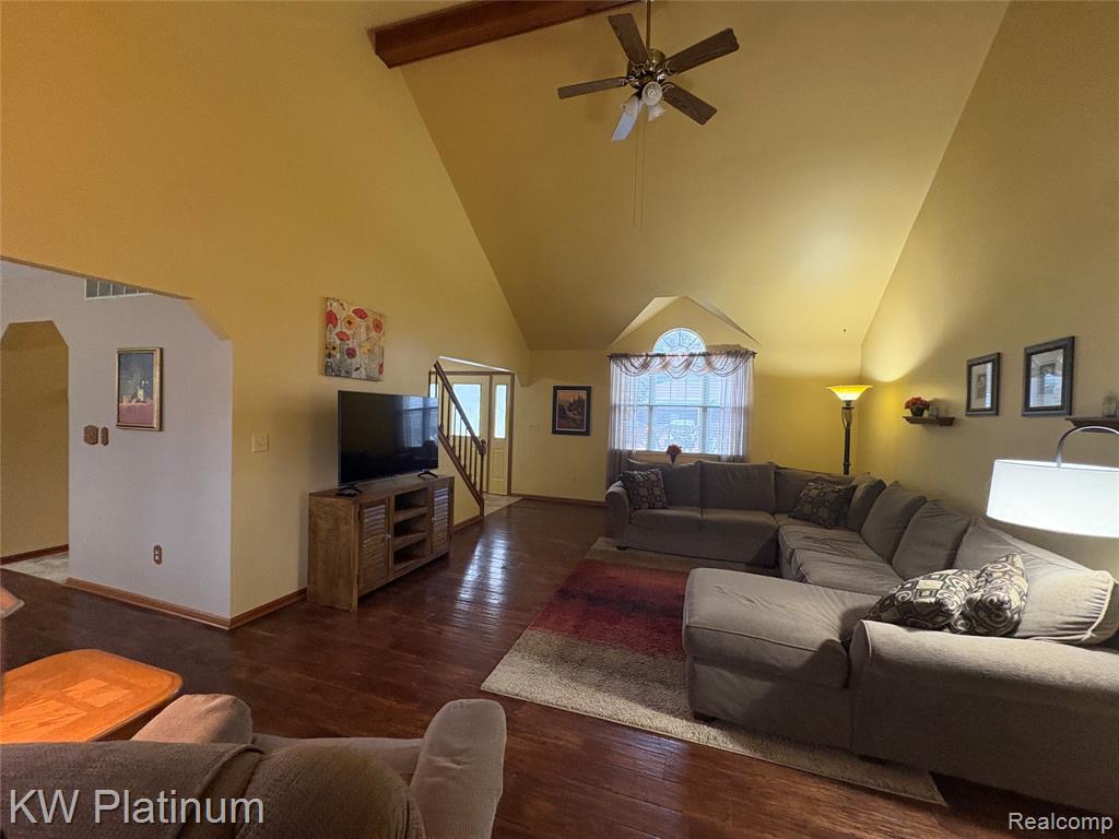 285 Hemlock Lane, Marysville, MI 48040 — Photo 8