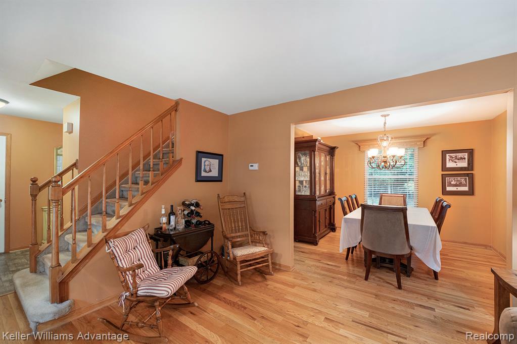 7231 Timber Ridge Trail, Westland, MI — Photo 2