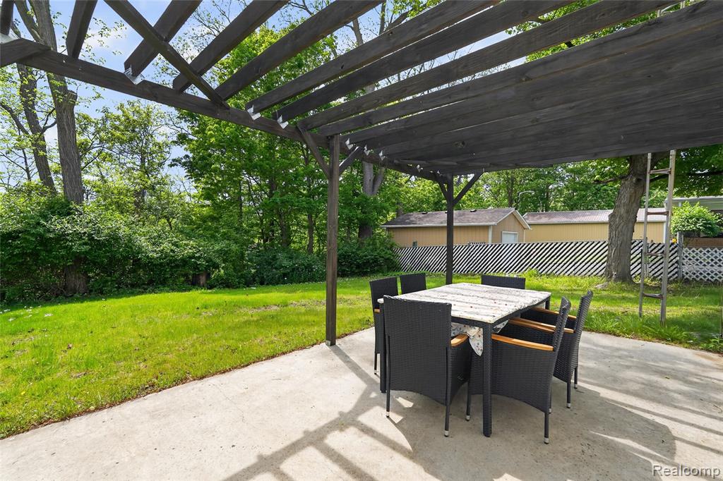 6235 Flushing Road, Flushing, MI 48433 — Photo 41