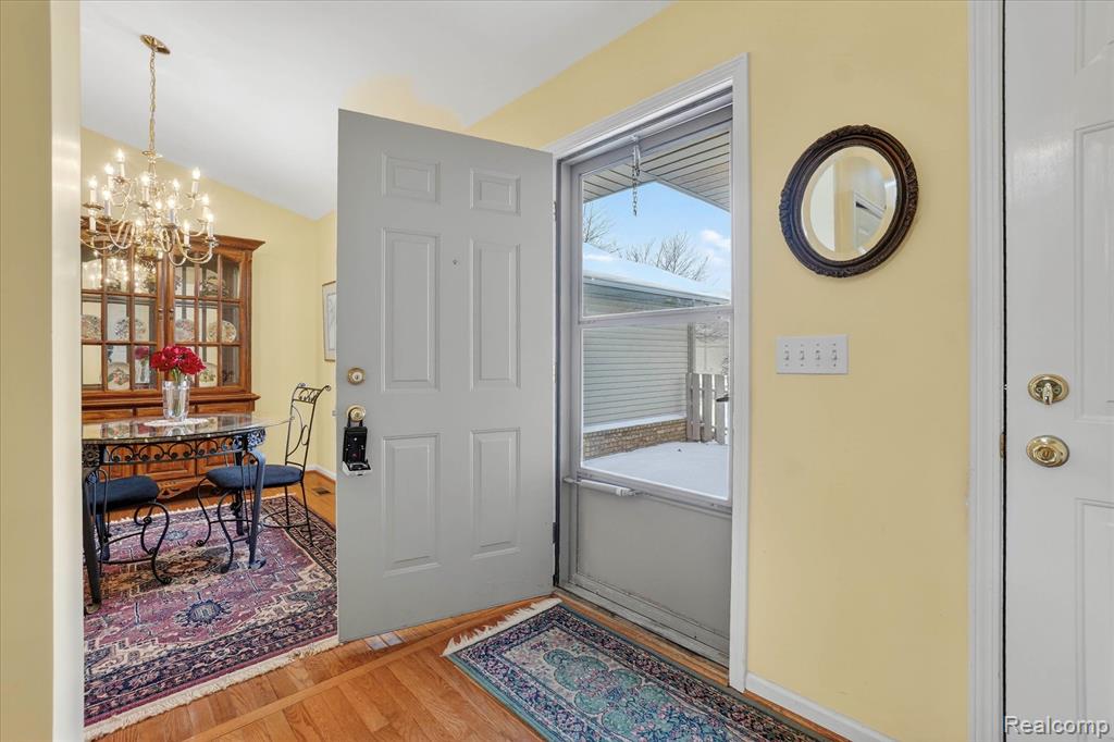 174 Addison Circle, 19, Fowlerville, MI 48836 — Photo 3