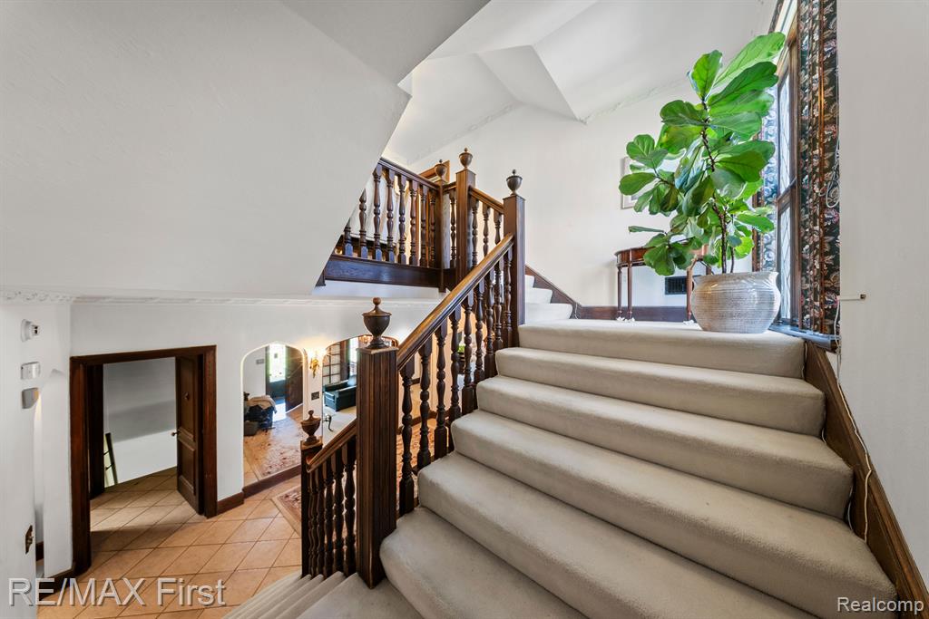 725 W BOSTON Boulevard, Detroit, MI 48202 — Photo 23
