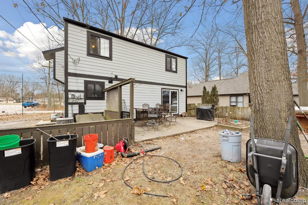6491 WOODLAND Road, Whitmore Lake, MI 48189 — Photo 33