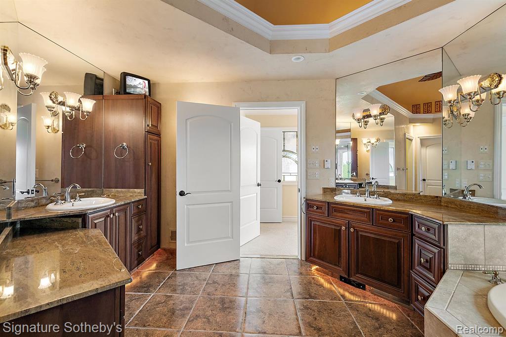 10611 Lighthouse Point, South Lyon, MI 48178 — Photo 27