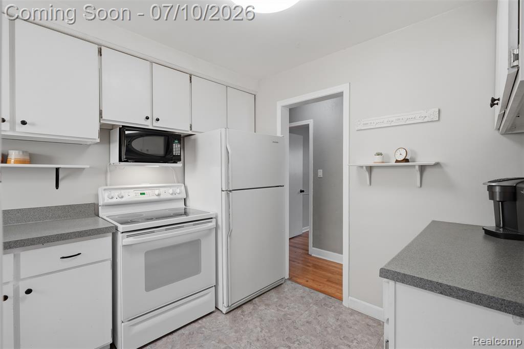 4108 Edgar Avenue, Royal Oak, MI 48073 — Photo 14