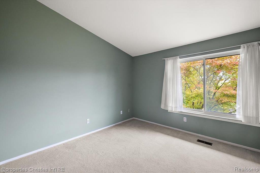 1806 S Hill Boulevard, Bloomfield Hills, MI 48304 — Photo 27
