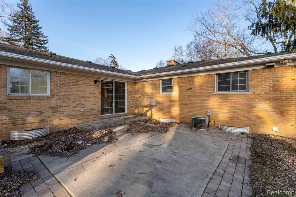 780 Bow Lane, Waterford, MI 48328 — Photo 56