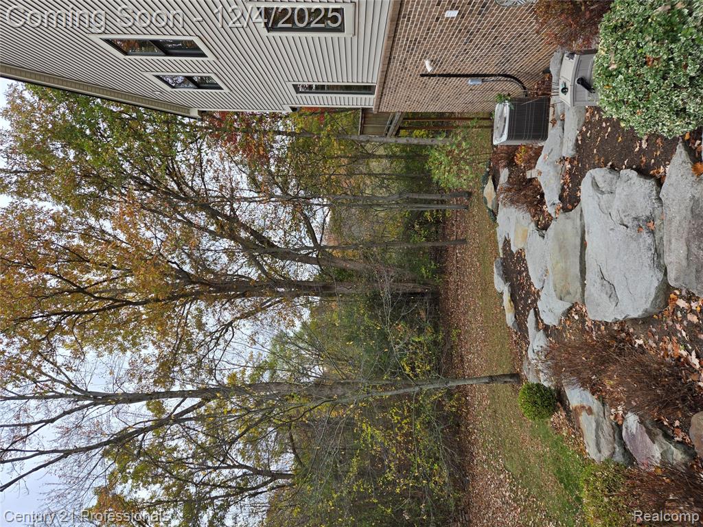 1062 Key West Court, Orion, MI — Photo 63