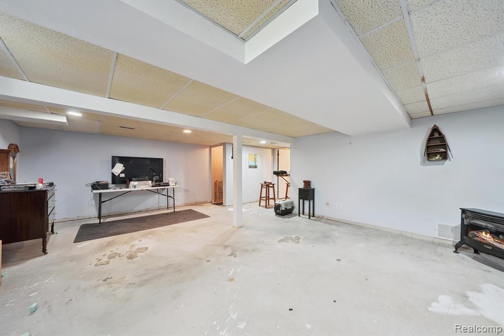 6358 Windham Place, Grand Blanc, MI 48439 — Photo 32
