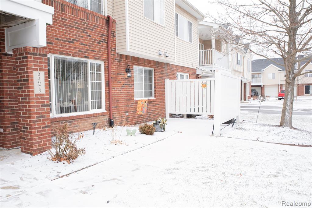 22073 Fairlane Boulevard, Woodhaven, MI 48183 — Photo 2