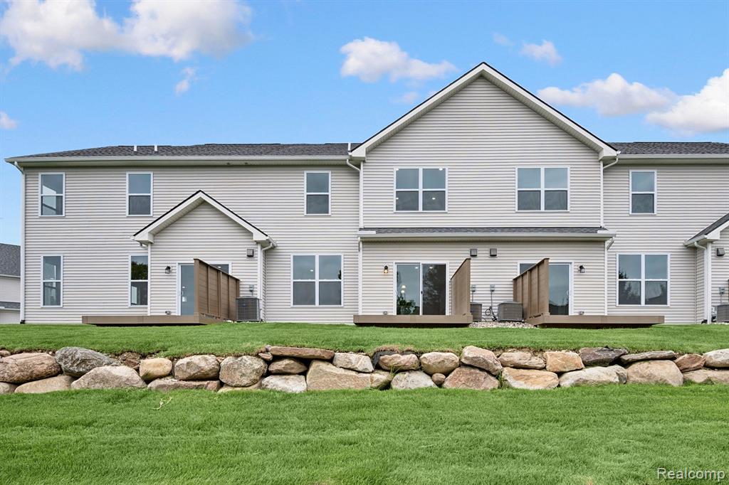 1902 SALT SPRINGS Drive, Saline, MI 48176 — Photo 23