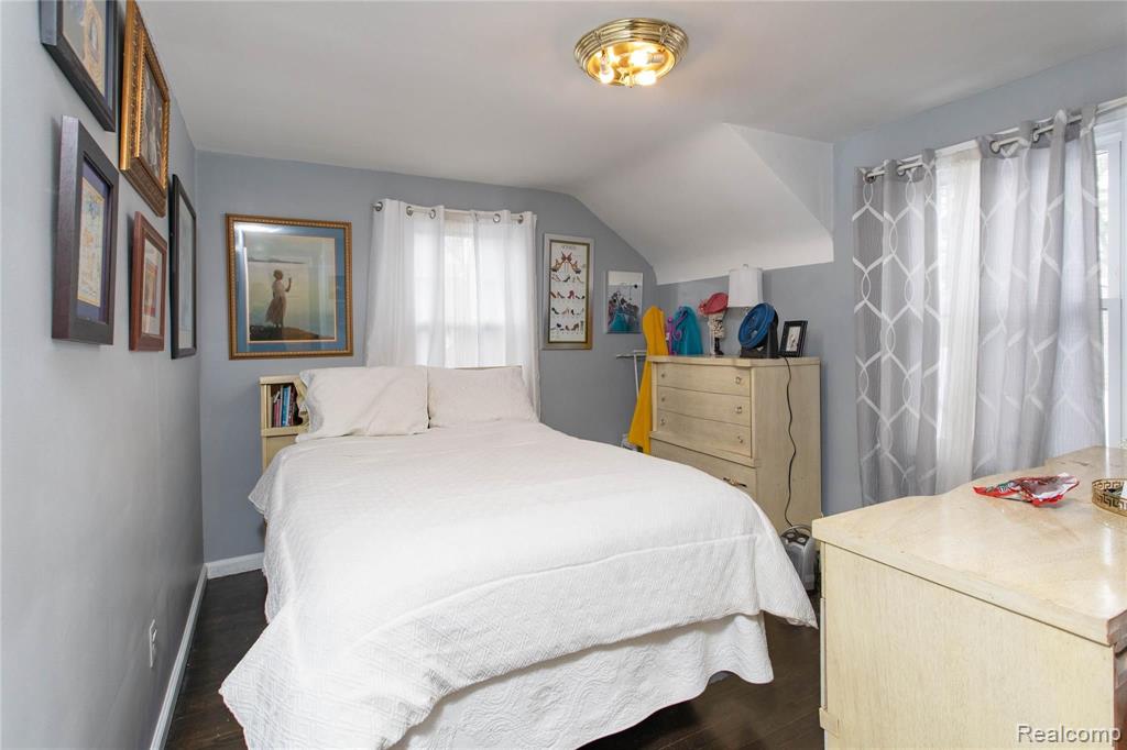 19451 ARGYLE Crescent, Detroit, MI 48203 — Photo 18