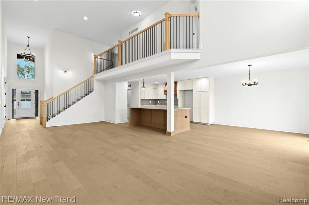 7833 Trailside Court, West Bloomfield, MI 48323 — Photo 11