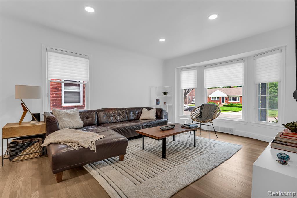 4607 ROBINWOOD Avenue, Royal Oak, MI 48073 — Photo 4