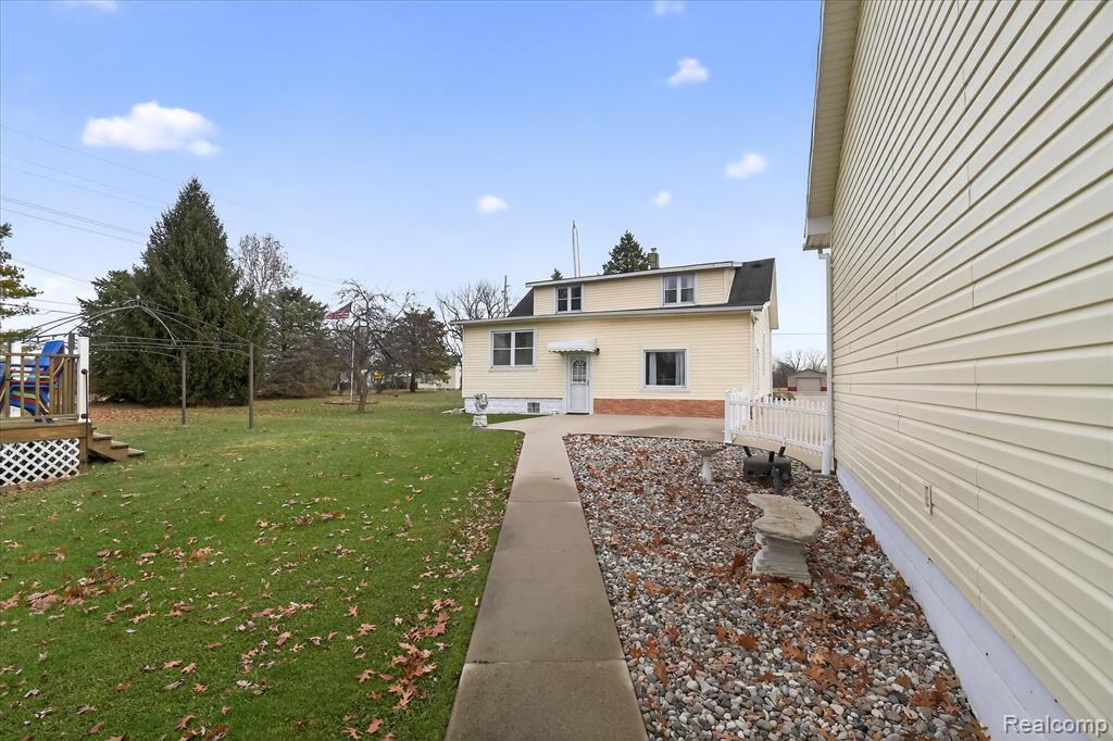 12995 Sweitzer Road, Carleton, MI 48117 — Photo 45